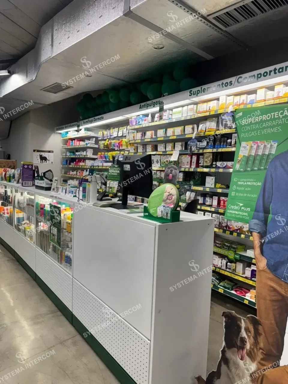 Lindo Pet Shop de esquina em Osasco