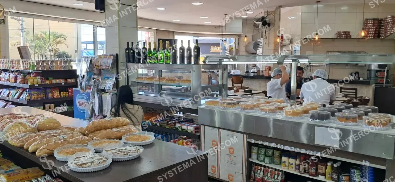 Padaria de esquina na Zona Leste de SP