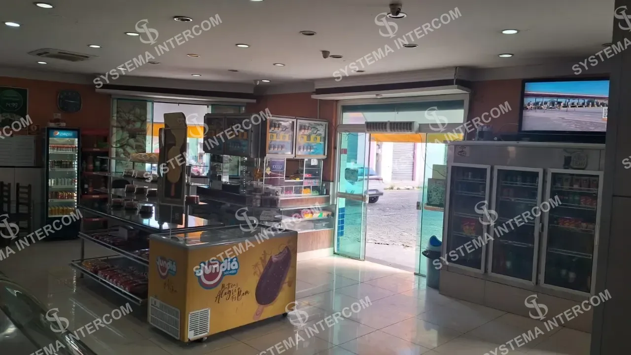 Padaria de esquina em bairro tradicional de Guarulhos