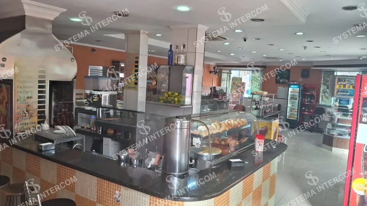 Padaria de esquina em bairro tradicional de Guarulhos