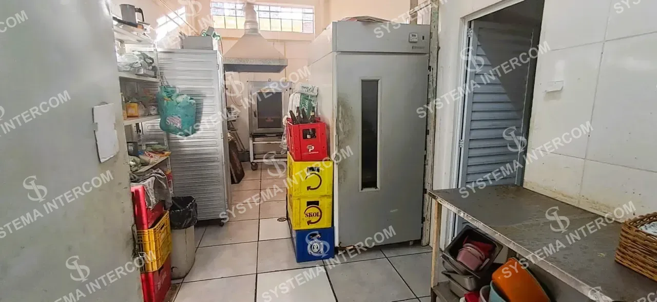Padaria bem localizada de esquina na Zona Leste