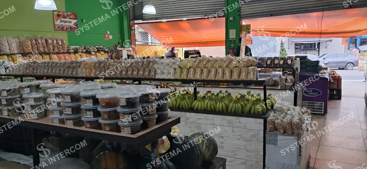 Hortifruti com moradia em Guarulhos
