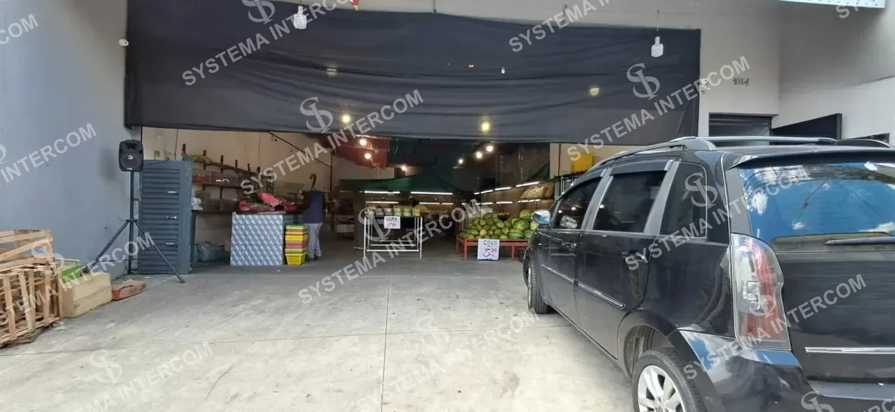 Hortifruti em forte centro comercial, sem concorrência na Zona Leste