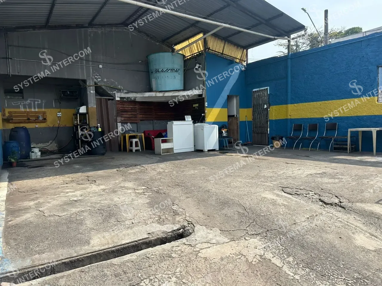 Lava Rapido de esquina zona Leste