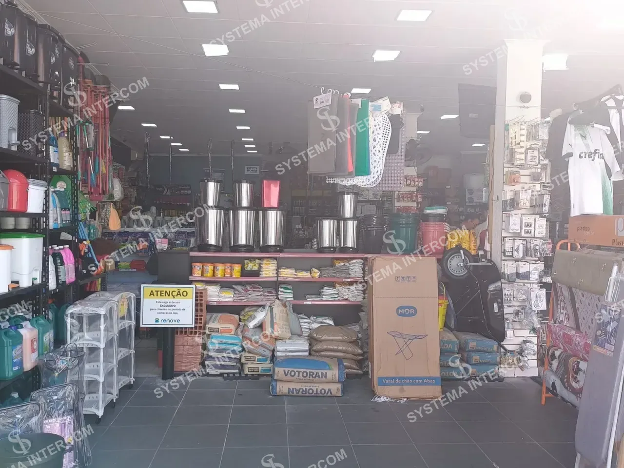 Loja de Materiais de Construção, Utilidades e Produtos de limpeza em bairro nobre da Zona Norte