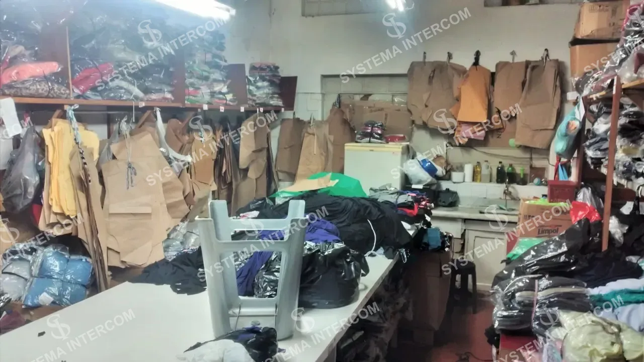 Loja de roupas na Zona Leste