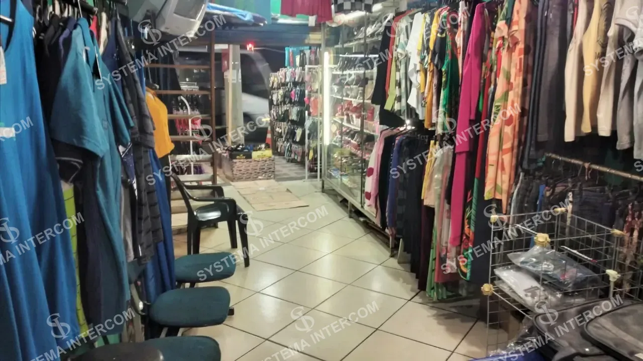 Loja de roupa e calçados Zona Leste