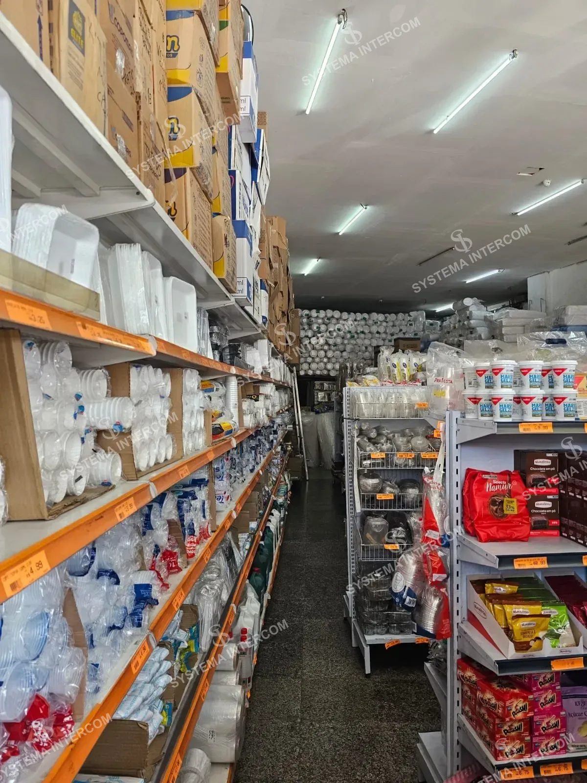 Loja de descartaveis de esquina em Guarulhos