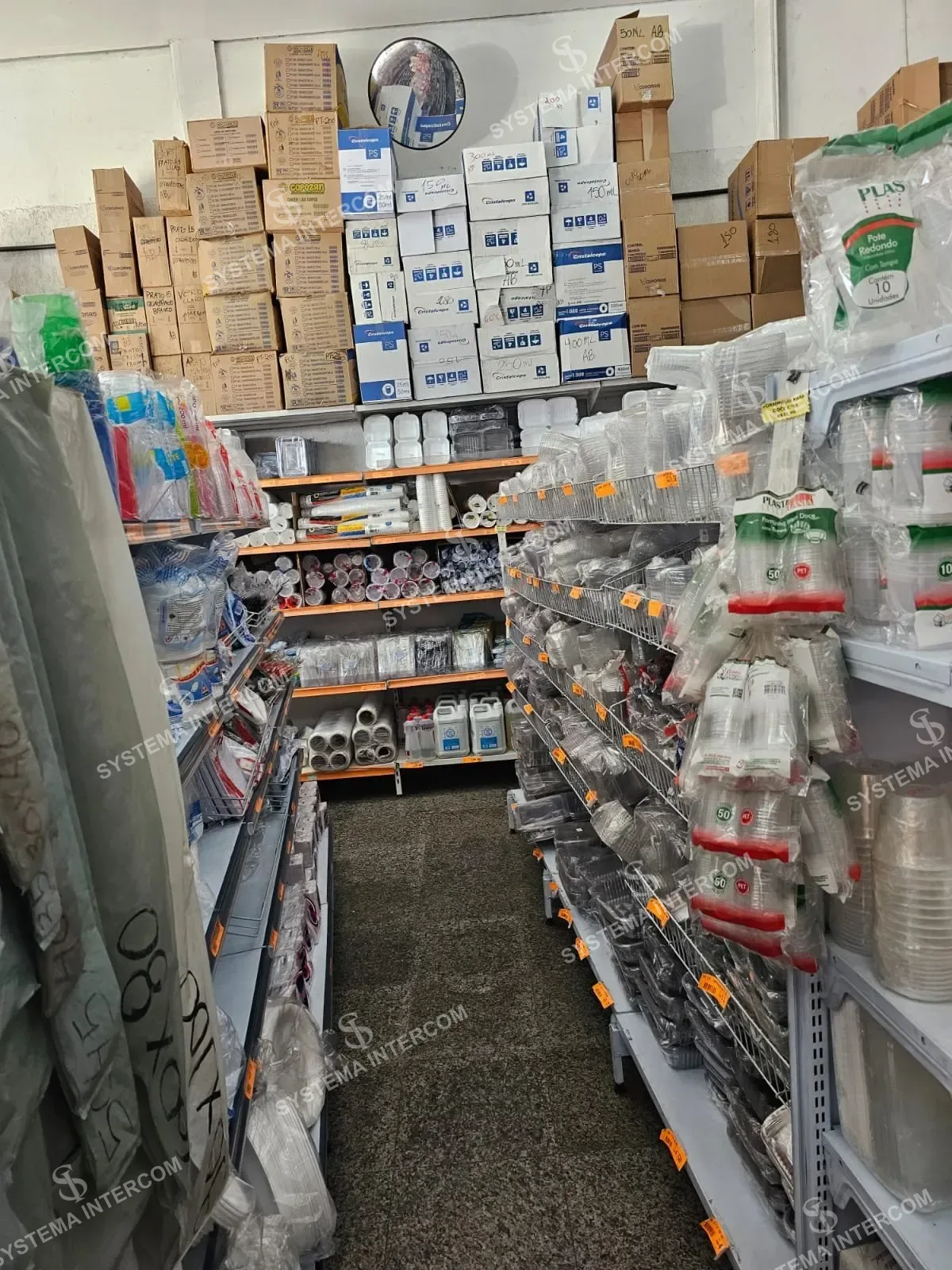 Loja de descartaveis de esquina em Guarulhos