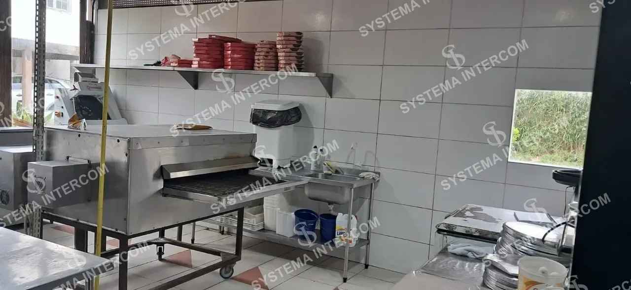 Pizzaria com salão e buffet Suzano