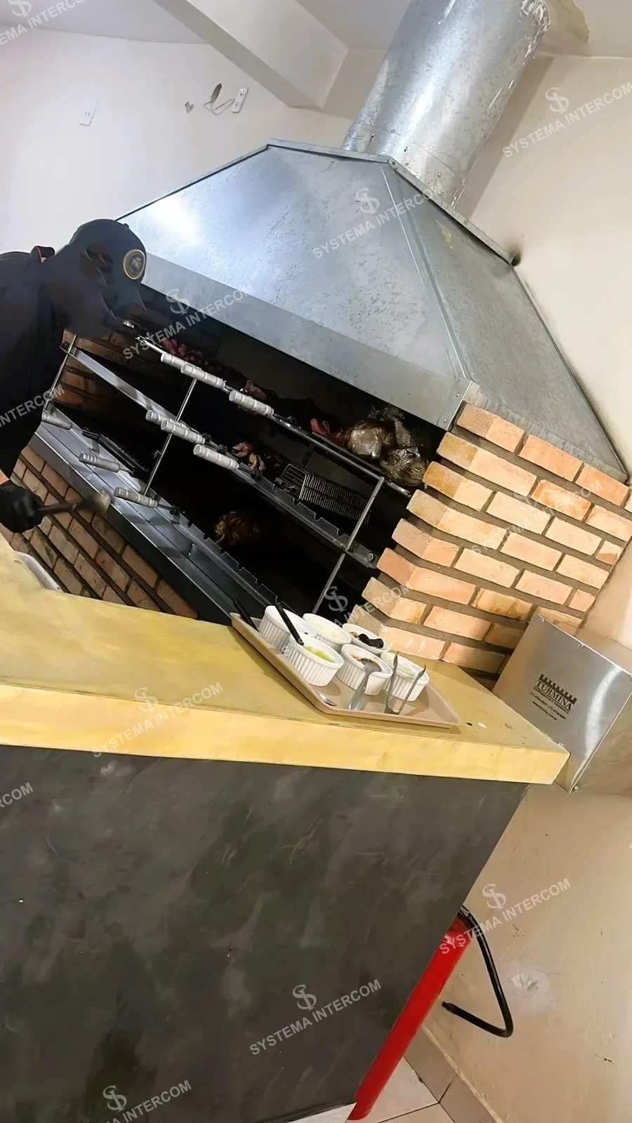 Restaurante bem localizado na região da Zona norte