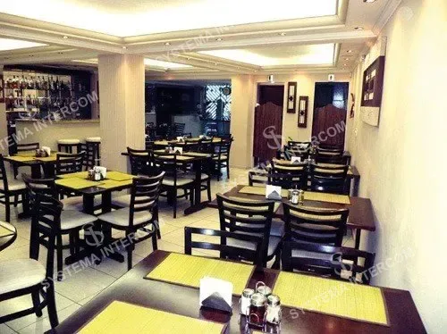 Restaurante de esquina em Guarulhos