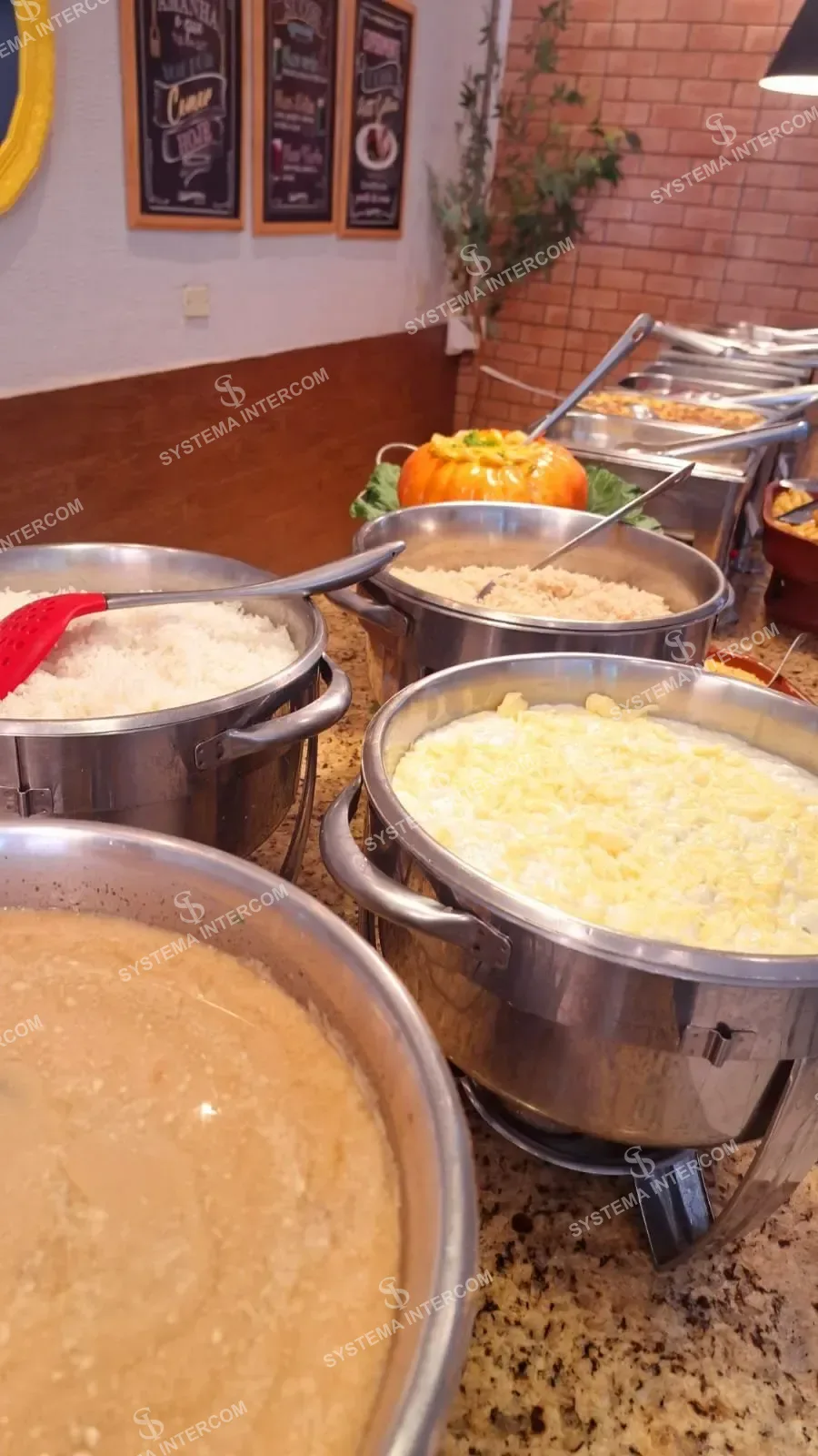 Restaurante tradicional na cidade de Aruja