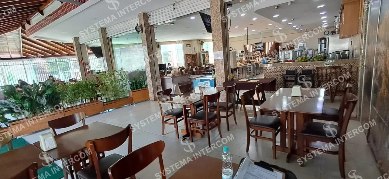 Restaurante Kl. Luxo de esquina