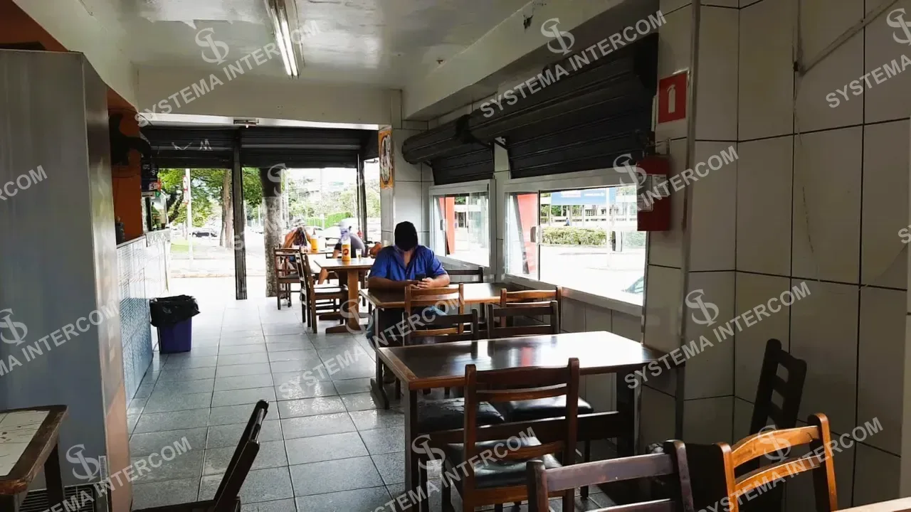 Lanchonete e Bar de esquina em Mogi