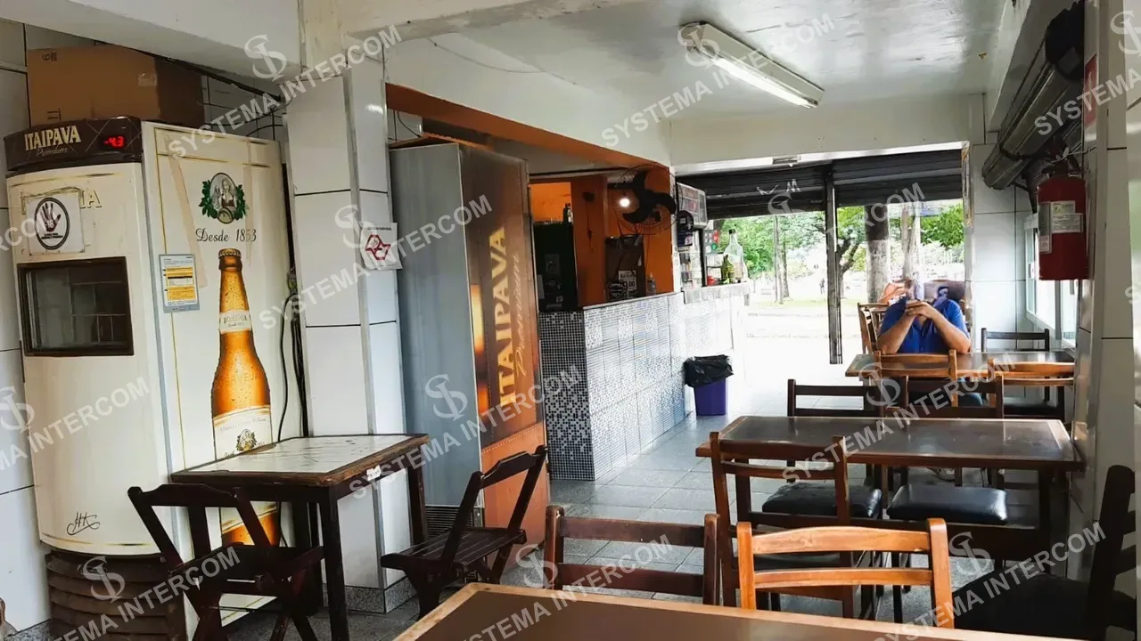 Lanchonete e Bar de esquina em Mogi