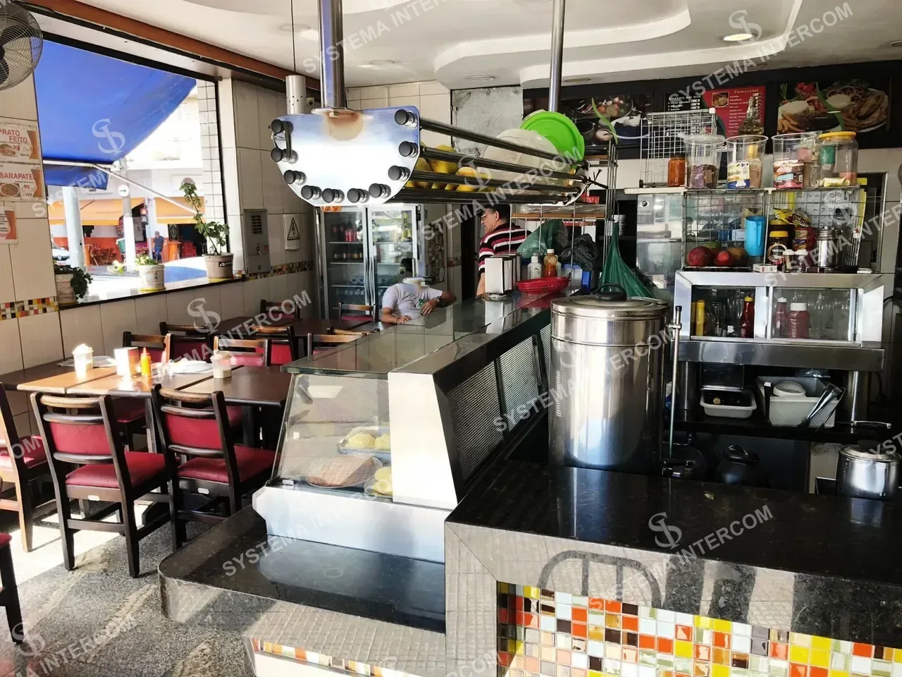 Lanchonete de esquina no Brás