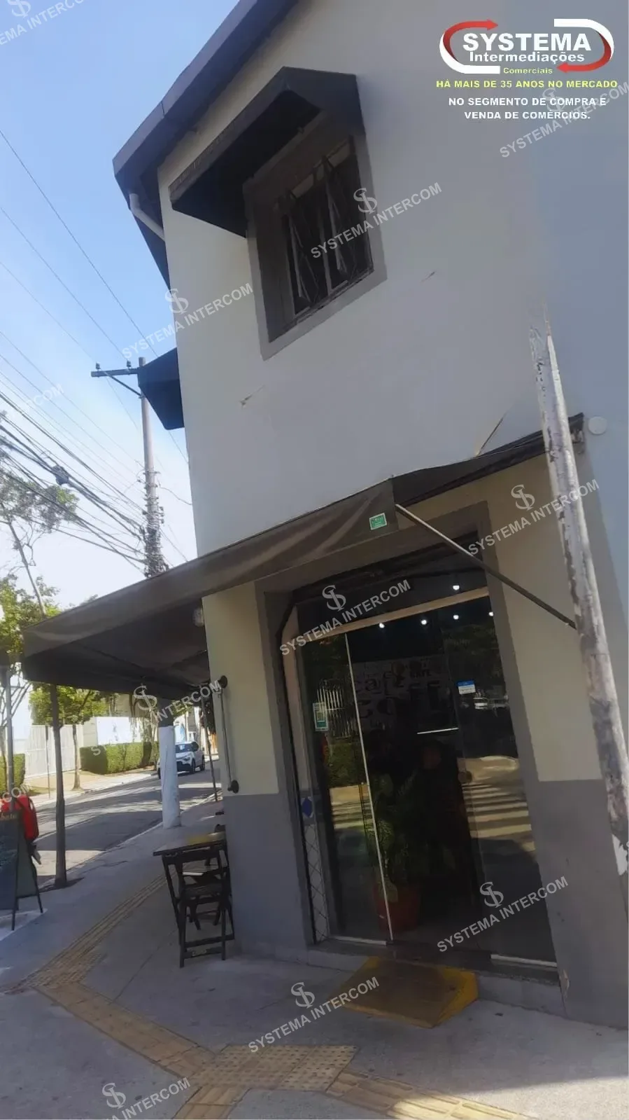 Linda Lanchonete de esquina em bairro nobre da Zona Oeste