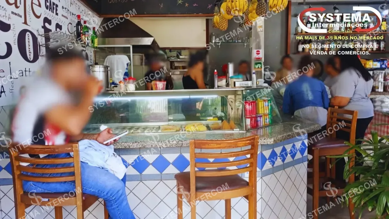 Linda Lanchonete de esquina em bairro nobre da Zona Oeste