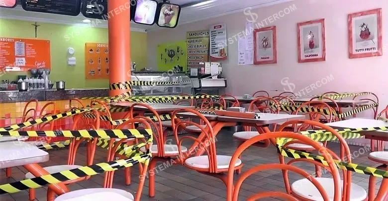 Lanchonete de esquina a La Carte com pratos rapidos em Av movimentada