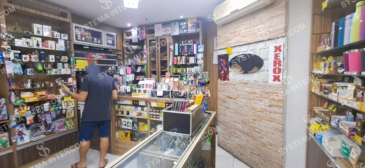 Linda loja de presentes e tabacaria confinada na Zona Leste