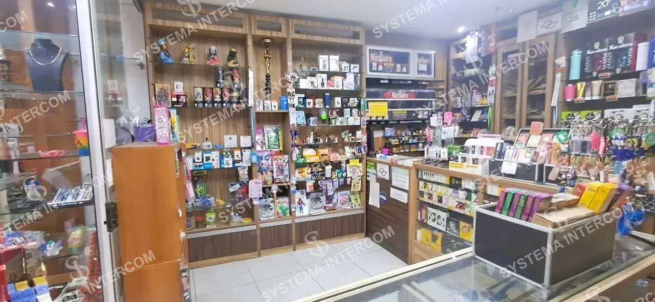 Linda loja de presentes e tabacaria confinada na Zona Leste