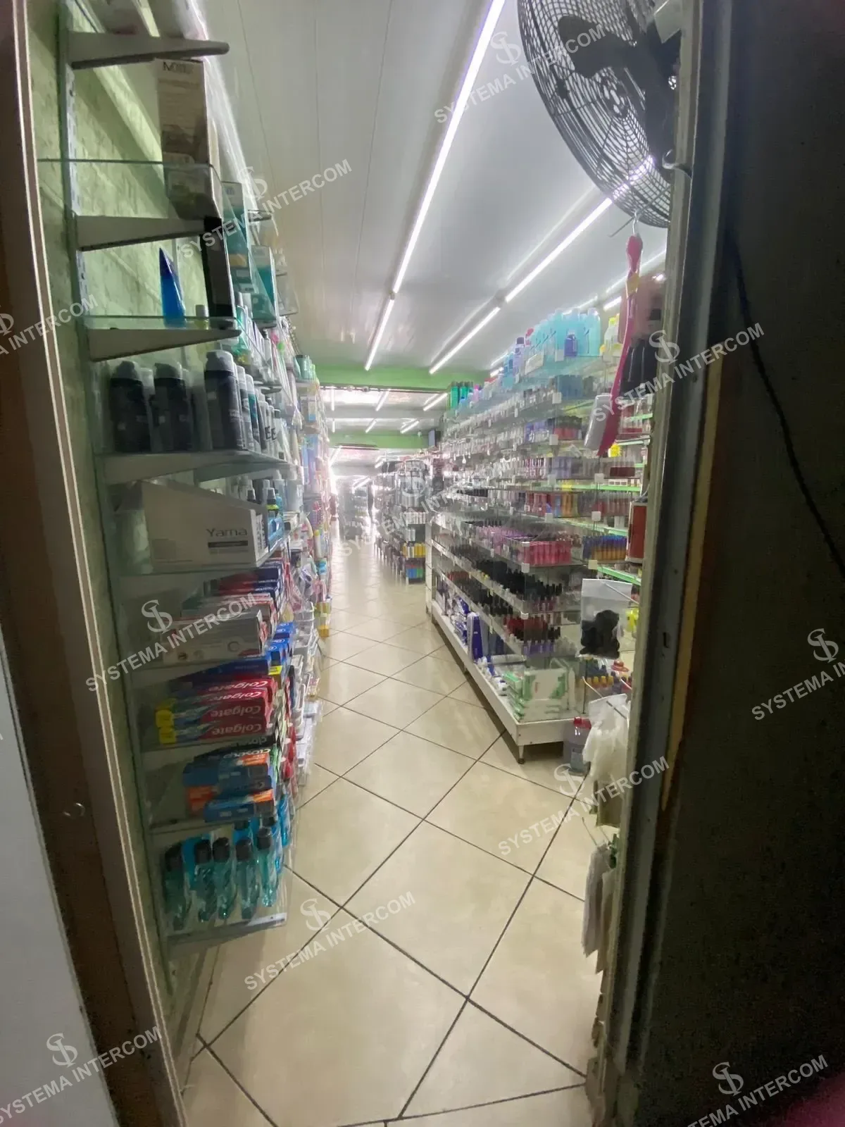 Perfumaria em ótimo centro comercial na Zona Norte