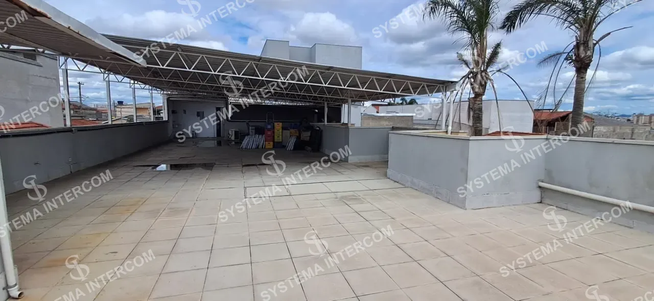 Academia localizada Zona Leste