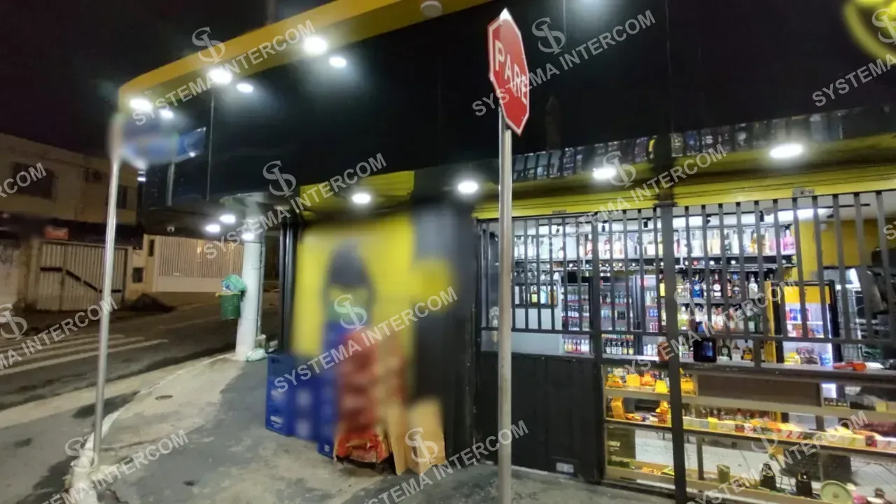 Adega de esquina na Zona Leste