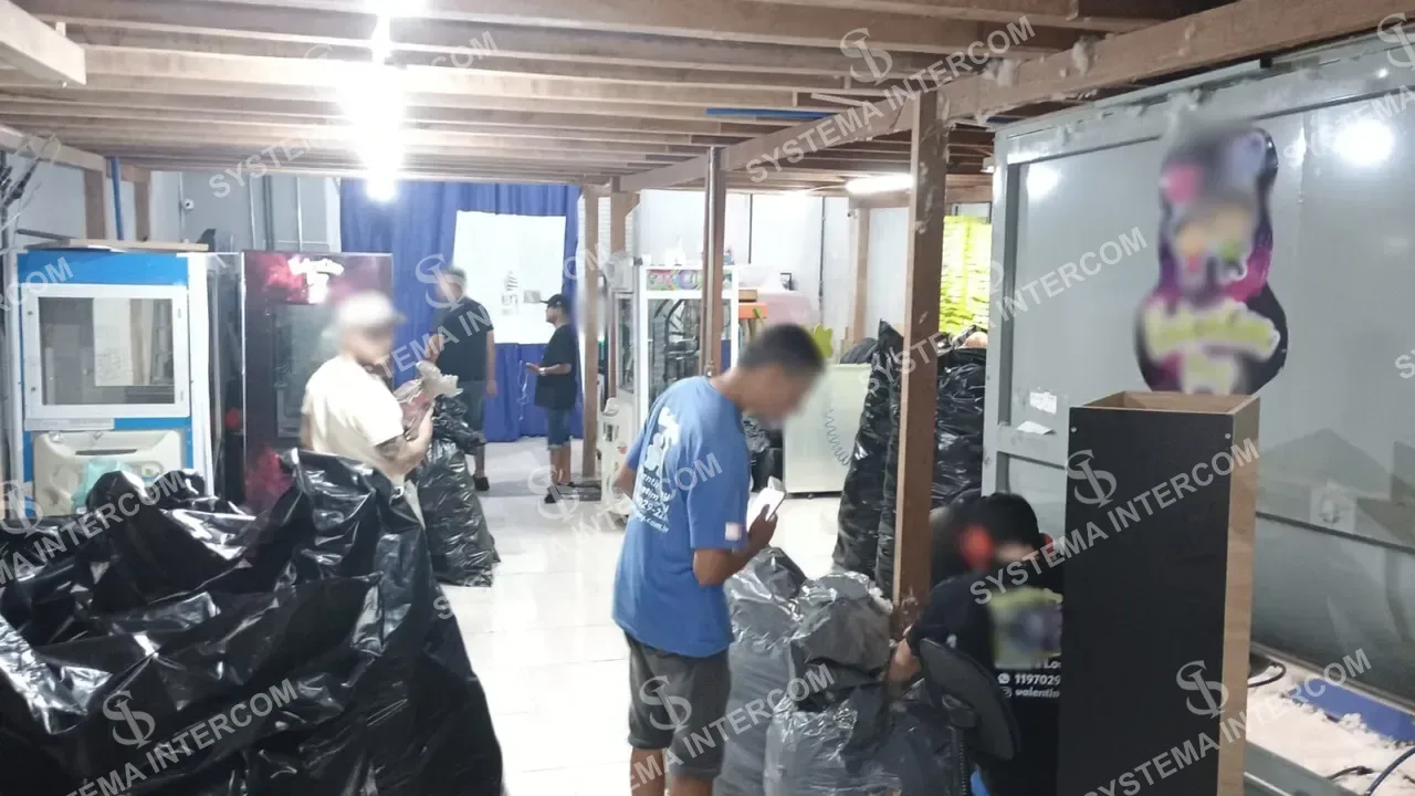 Fábrica de Máquinas e Pelucias na Zona Leste de SP