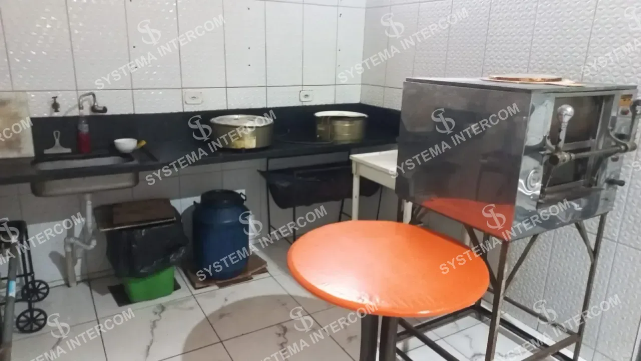 Linda Lanchonete bem localizada na Zona Leste