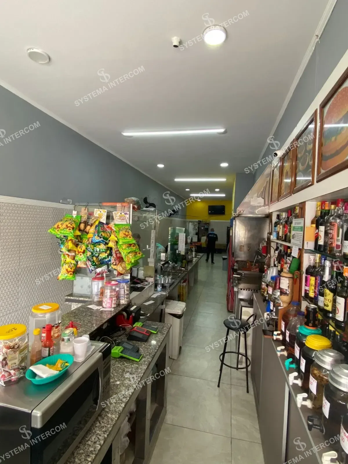 Linda Lanchonete bem localizada na Zona Leste