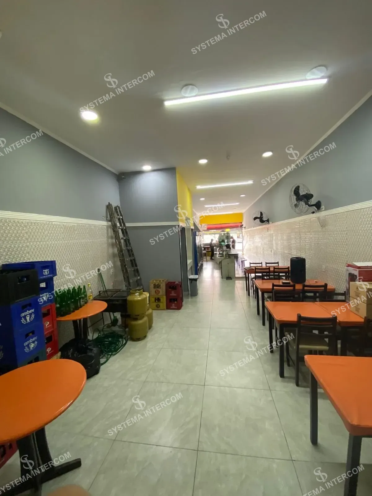 Linda Lanchonete bem localizada na Zona Leste