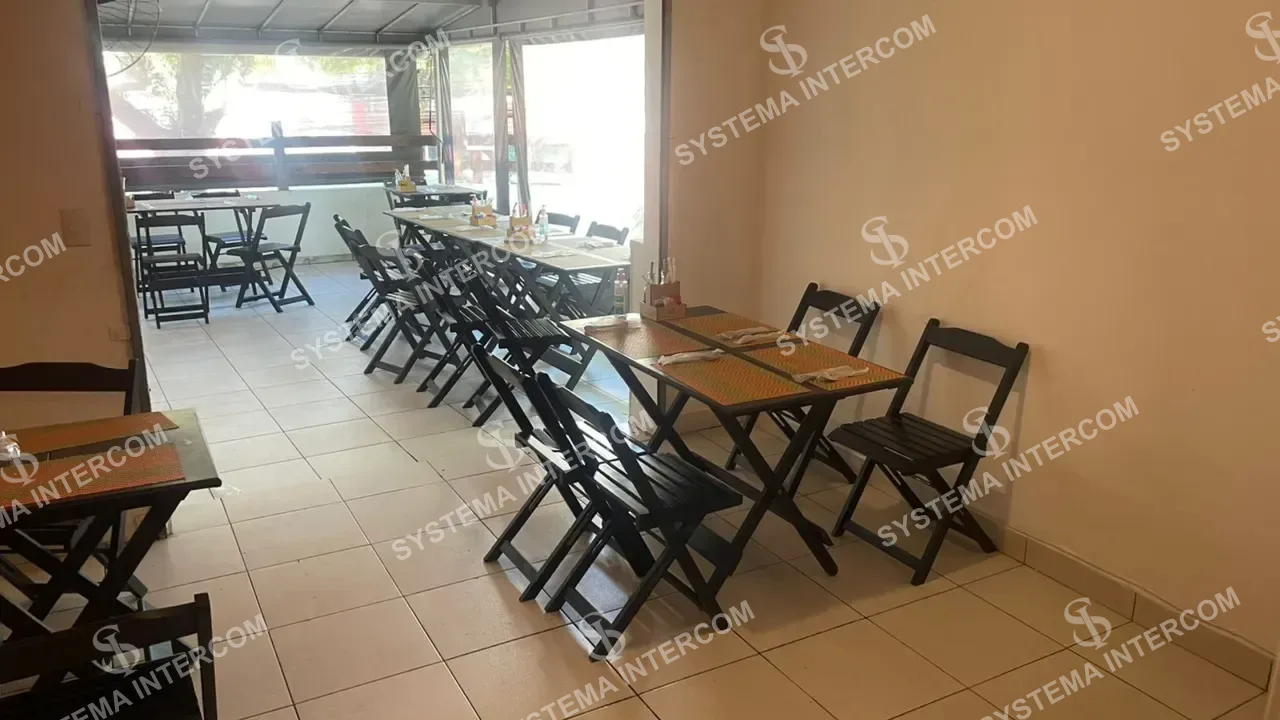 Restaurante de esquina na Zona Sul