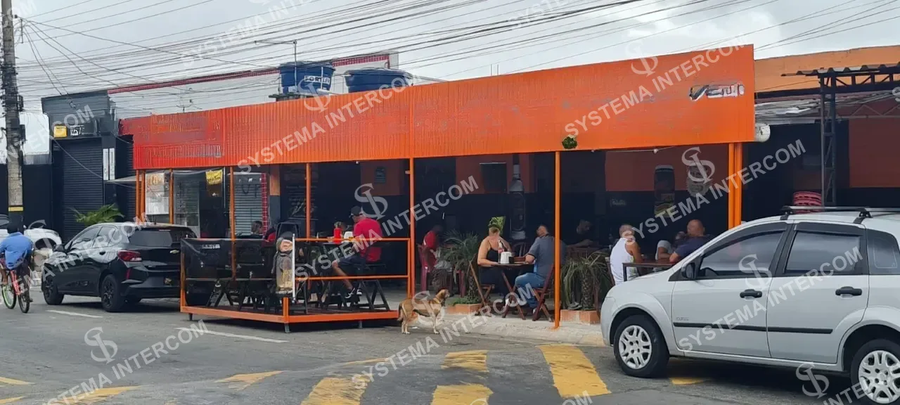 Lanchonete e espetinho a la carte de esquina em Suzano