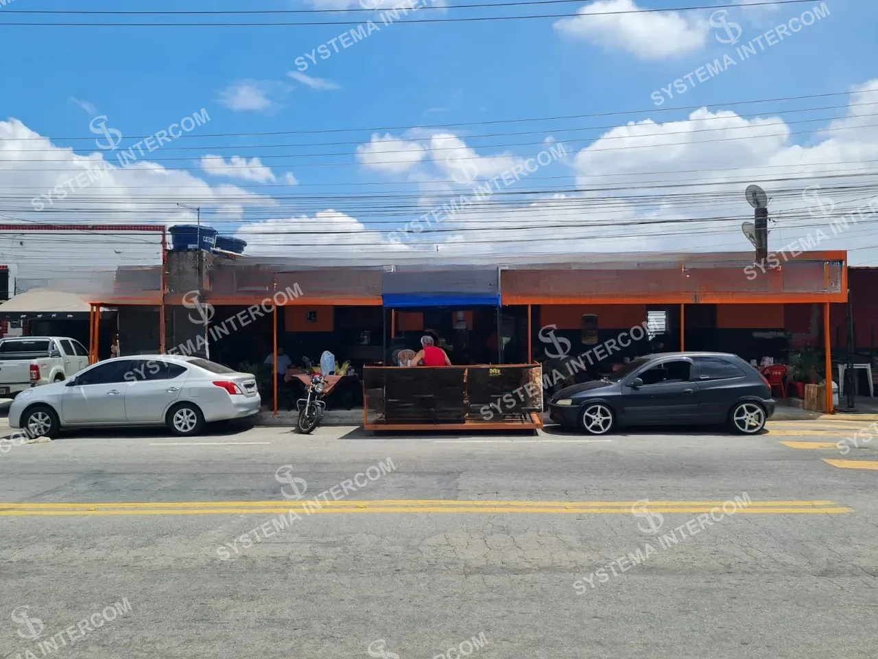 Lanchonete e espetinho a la carte de esquina em Suzano