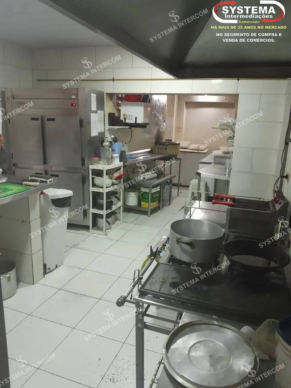 Restaurante de comida japonesa de esquina no ABC