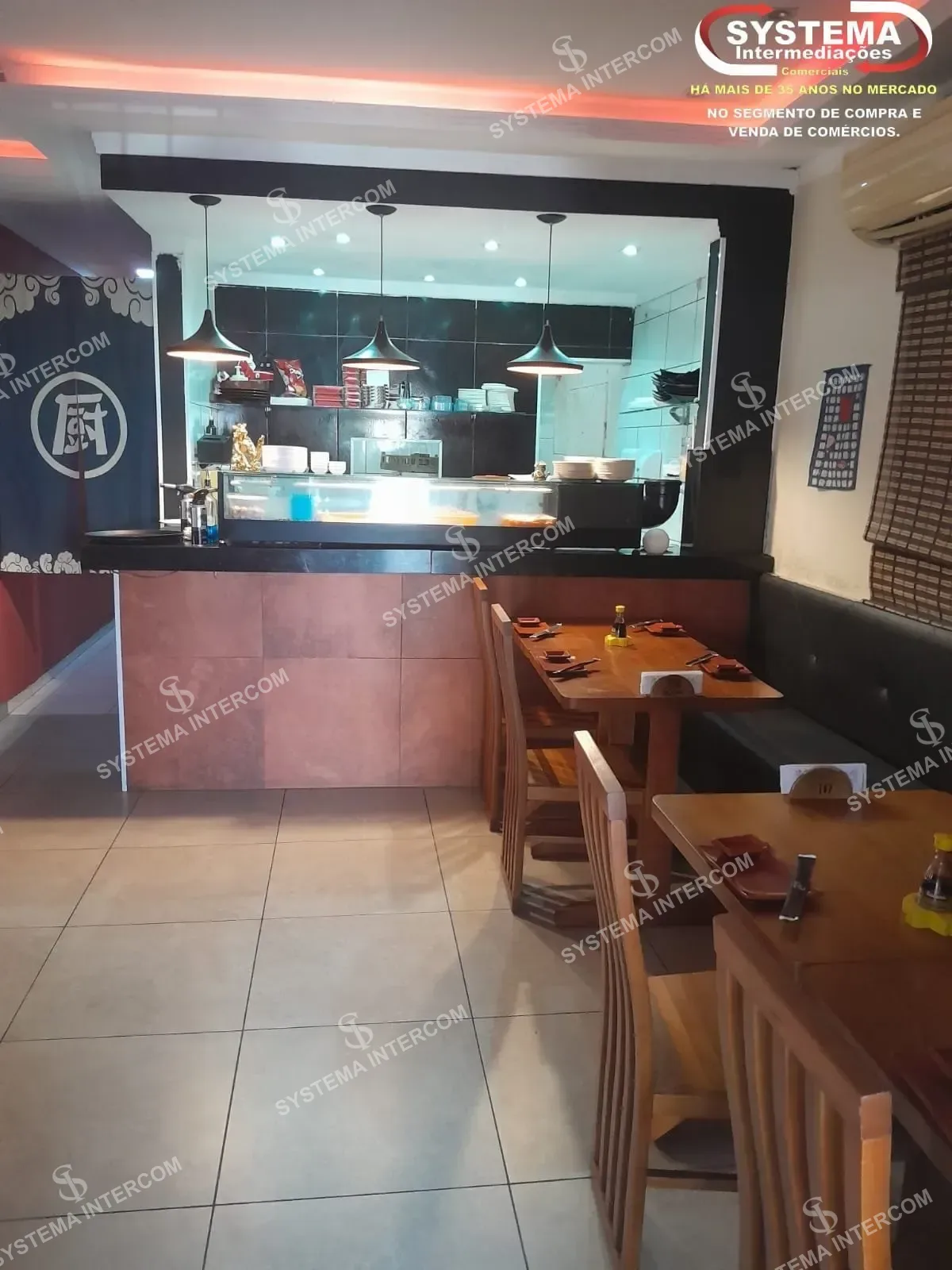 Restaurante de comida japonesa de esquina no ABC