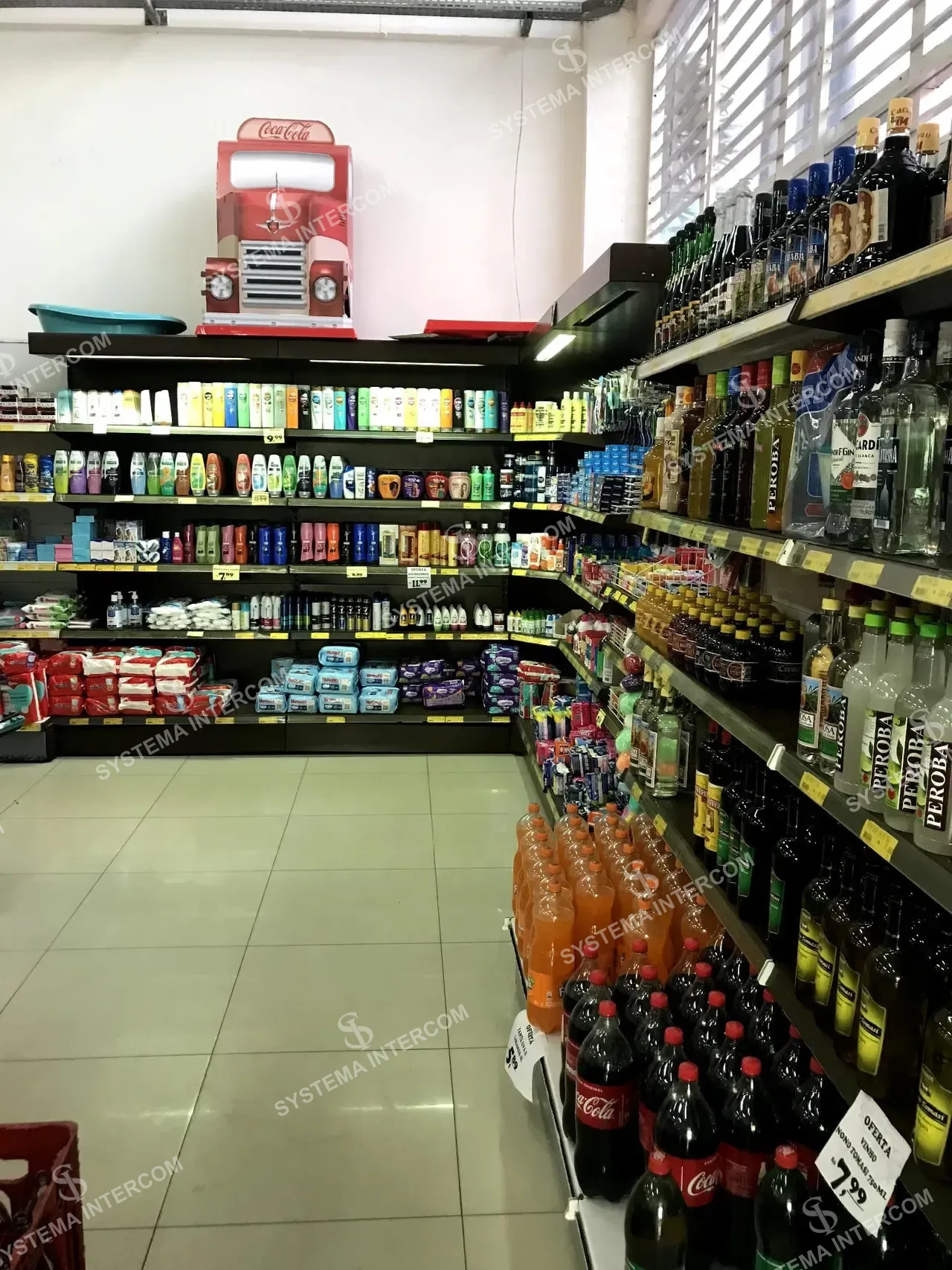 Mercado de esquina em Camboriú/SC