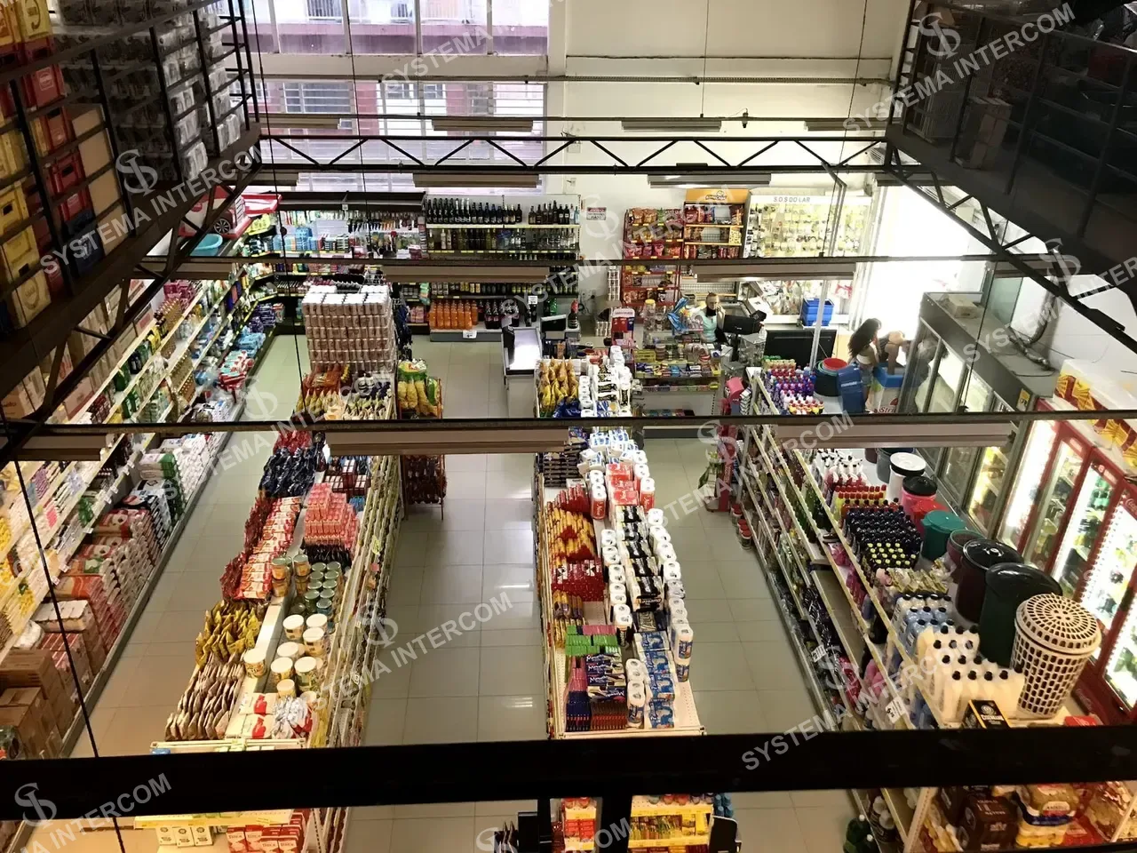 Mercado de esquina em Camboriú/SC