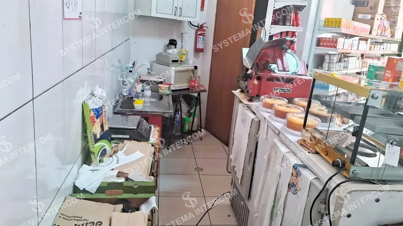 Mercadinho em Póa