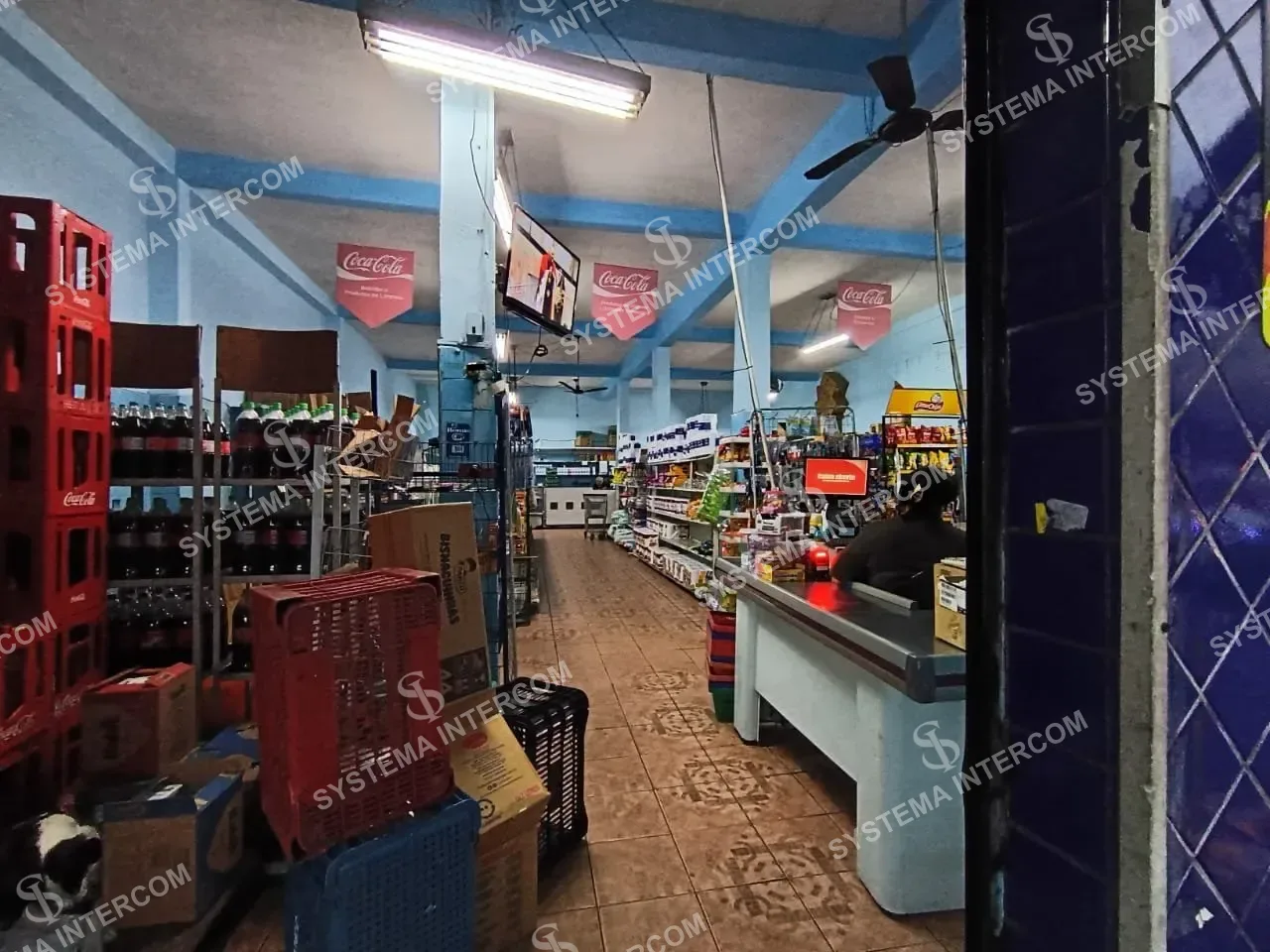 Mercadinho bem localizado na Zona Leste