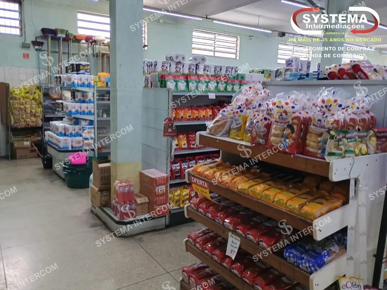 Mercado de esquina na Zona Norte