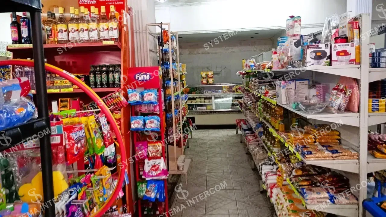 Mercadinho sem açougue e sem padaria na região da Zona Norte