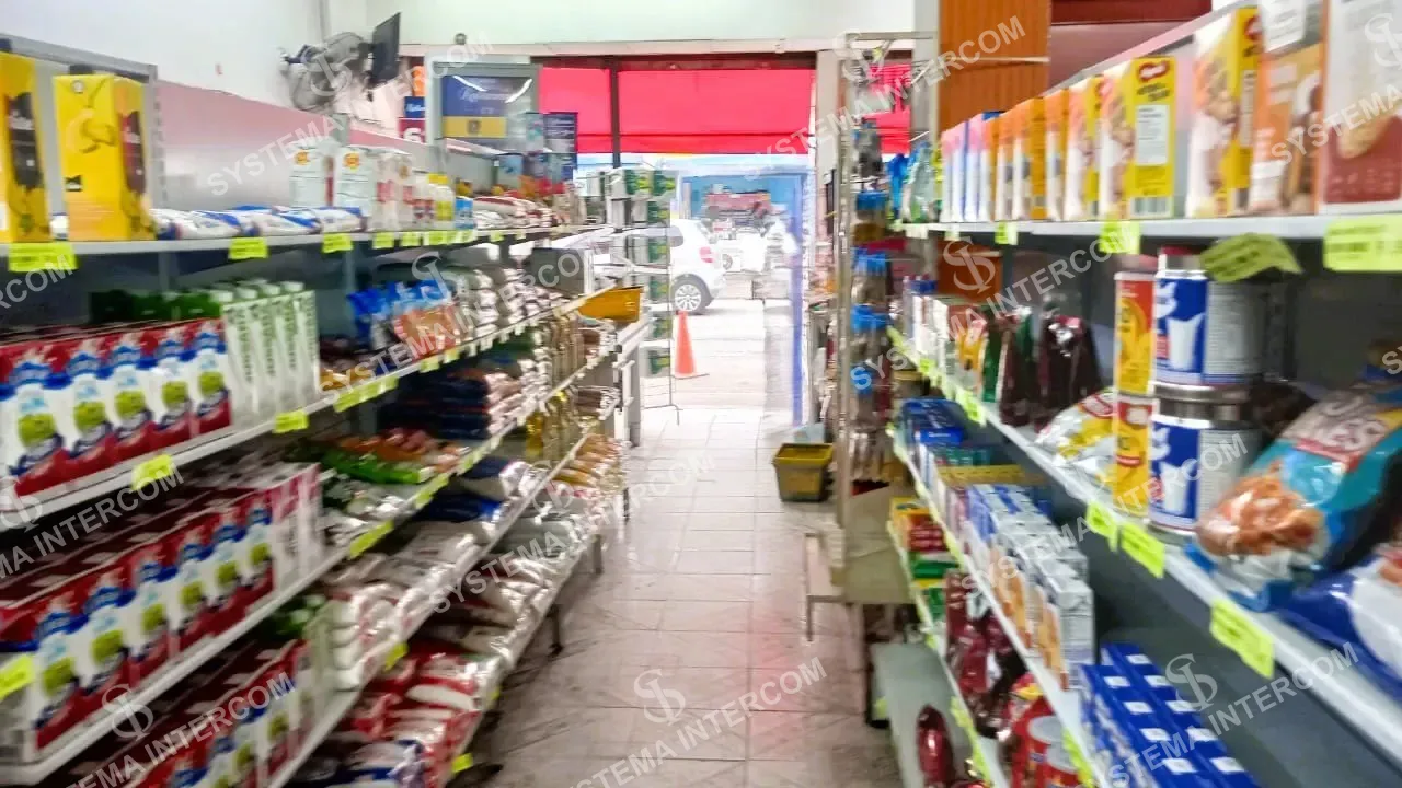 Mercadinho sem açougue e sem padaria na região da Zona Norte