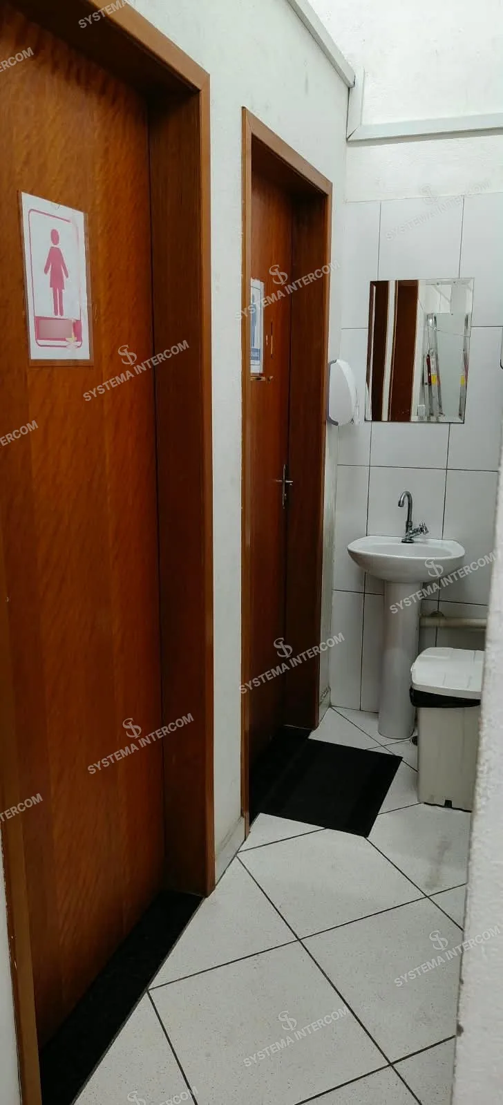 Farmacia fechada — foto 12