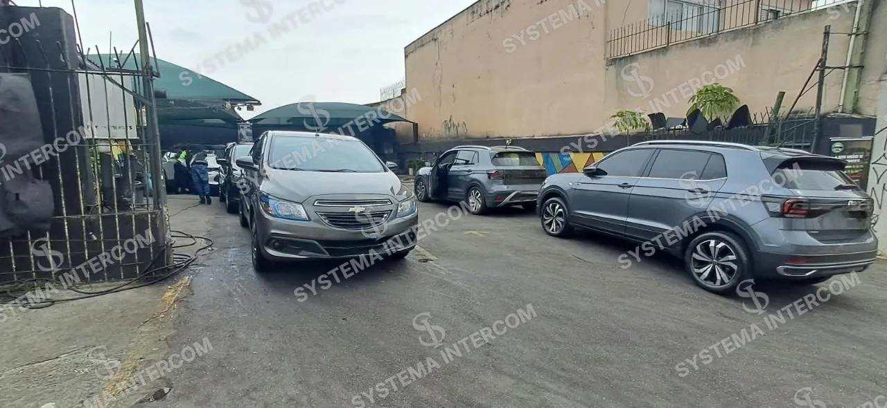 Lava Rápido em forte Centro Comercial na Zona Leste